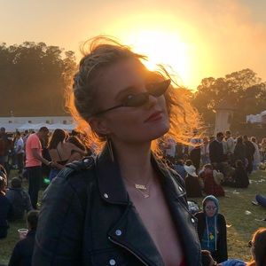 Meet your Posher, Cait